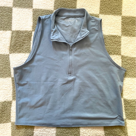 Abercrombie & Fitch Mock Neck Zip-Up Cropped Tank - Picture 1 of 6